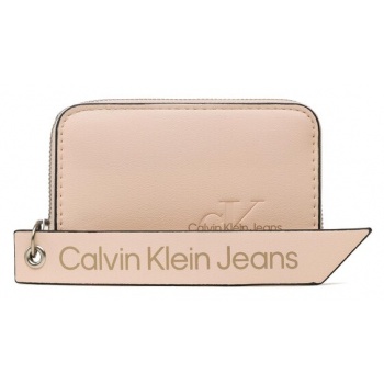 μικρό πορτοφόλι γυναικείο calvin klein jeans sculpted med σε προσφορά