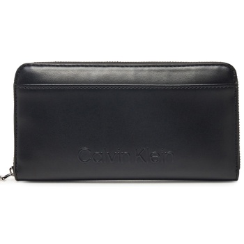 μεγάλο πορτοφόλι γυναικείο calvin klein embossed logo large σε προσφορά
