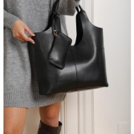 madamra black women`s wallet with side pockets. detailed hand and shoulder bag.