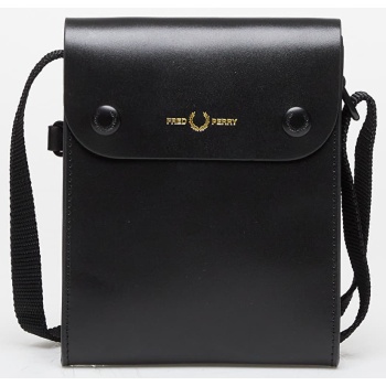 fred perry burnished leather pouch black σε προσφορά