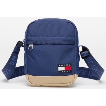 τσάντα tommy jeans essential daily square bag blue universal σε προσφορά