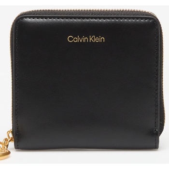 calvin klein hardware square zip around black universal σε προσφορά
