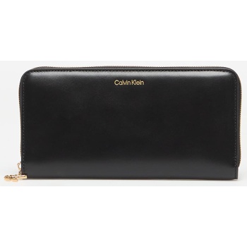 calvin klein large zip around black universal σε προσφορά