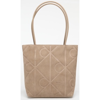 τσάντα calvin klein emblem aop suede small tote desert σε προσφορά