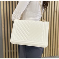 γυναικεία καπιτονέ τσάντα ώμου λευκή δερματίνη p8469w