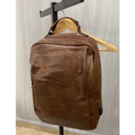 ανδρικό καφέ σακίδιο πλάτης με εξωτερικές τσέπες pb0930