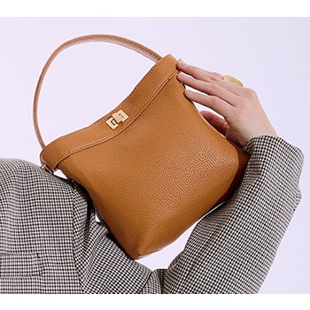 τσαντάκι χειρός δερματίνης sq1019.a181+3