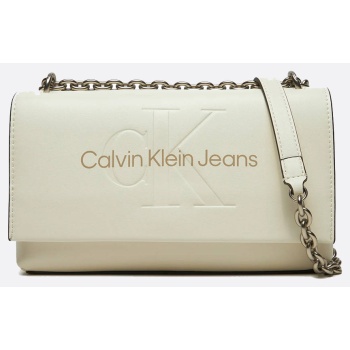 calvin klein jeans sculpted ew flap w/chain25 mono