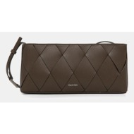 τσάντα calvin klein χρώμα: καφέ, k60k612992 κύριο υλικό: 68% πολυουρεθάνη, 32% ανακυκλωμένος πολυεστ