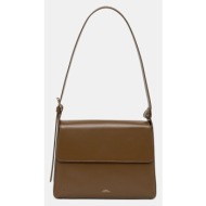 δερμάτινη τσάντα a.p.c. sac virginie flap χρώμα: καφέ, pxbru.f61924 κύριο υλικό: 100% δέρμα βοοειδών