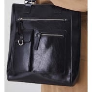 τσάντα medicine χρώμα: μαύρο κύριο υλικό: 100% poliuretan
φόδρα: 100% πολυεστέρας