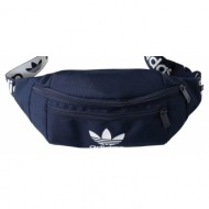 σκούρο μπλε